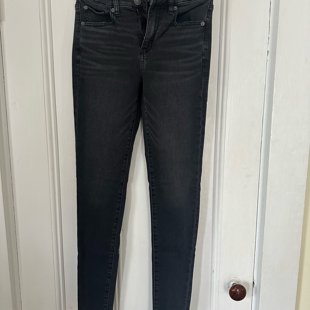 American Eagle Outfitters Hi-Rise Black Jeggings
